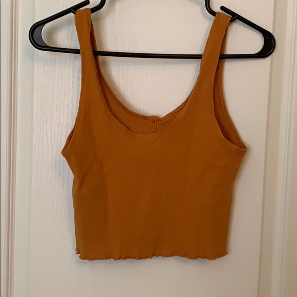 Cropped Tank Top - Picture 2 of 2